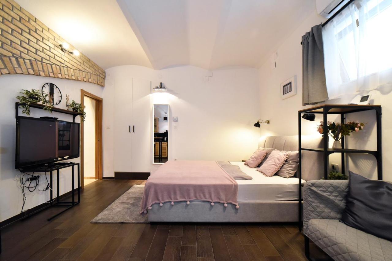 Manuela Varsavska Studio Apartments 자그레브 외부 사진