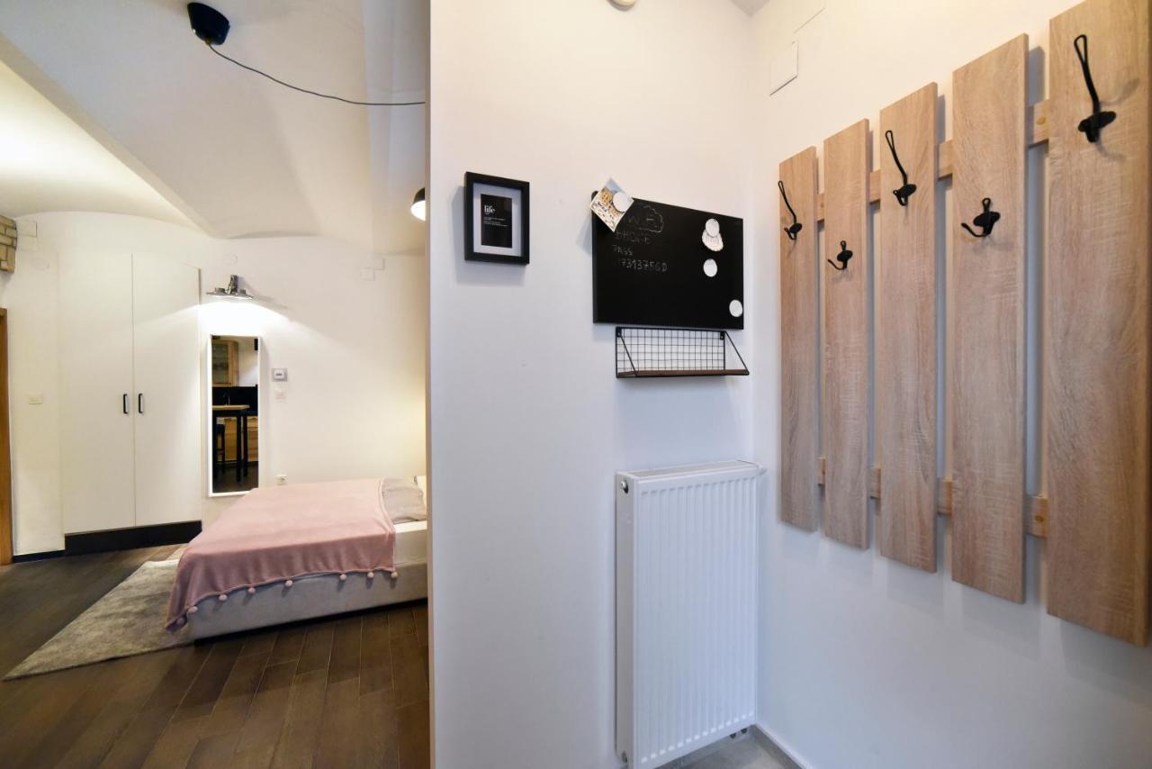 Manuela Varsavska Studio Apartments 자그레브 외부 사진