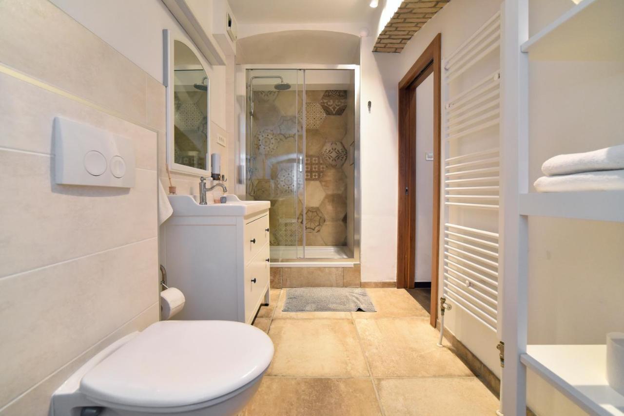 Manuela Varsavska Studio Apartments 자그레브 외부 사진