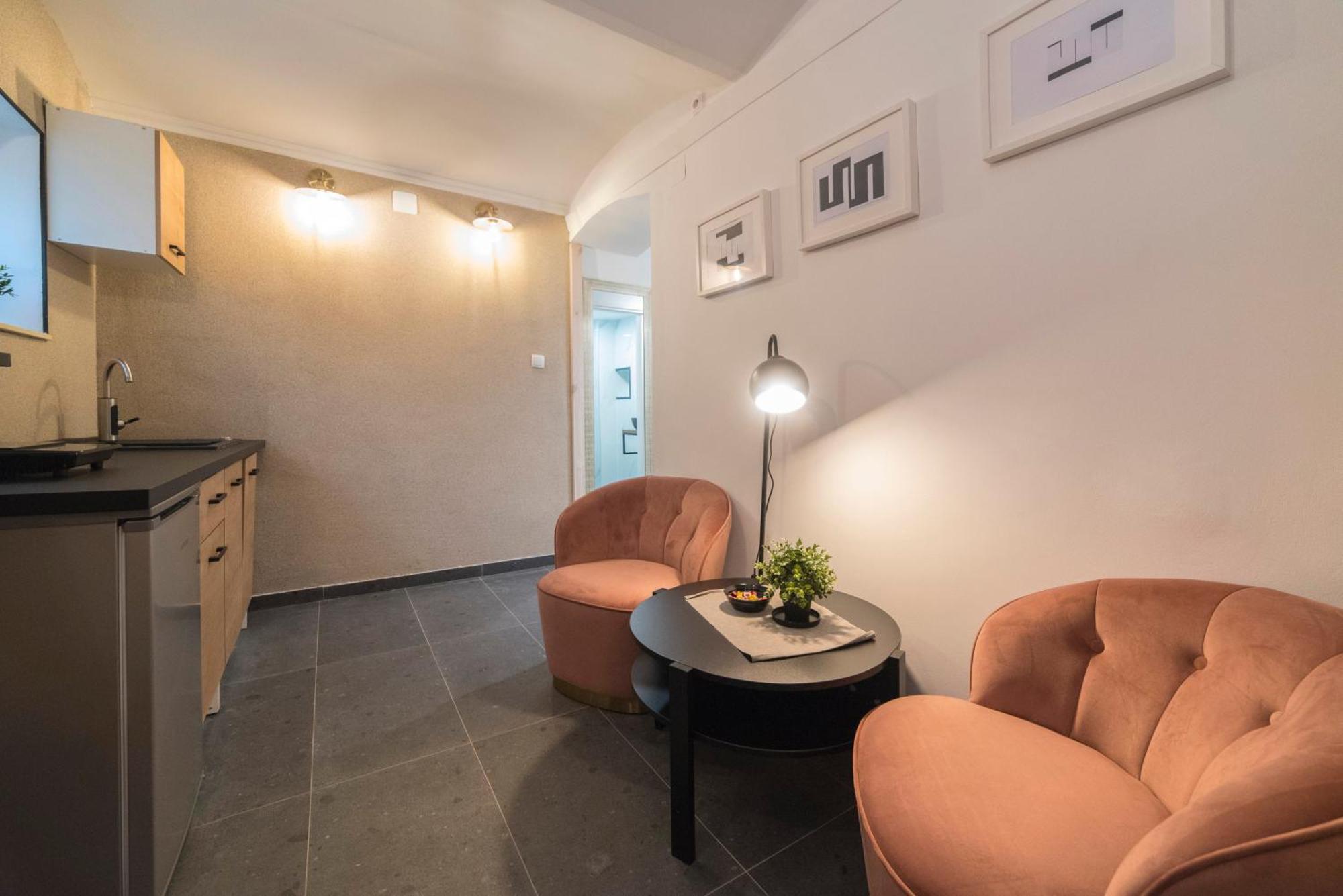 Manuela Varsavska Studio Apartments 자그레브 외부 사진