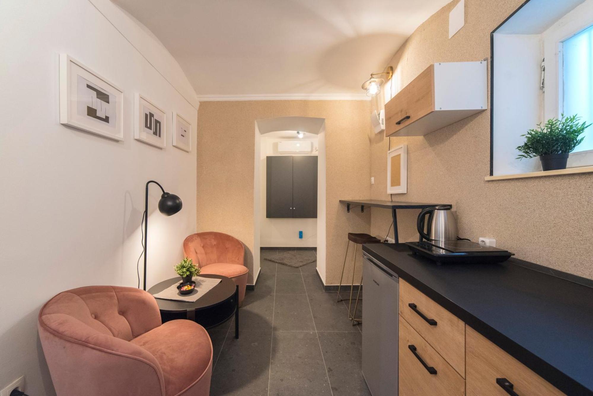 Manuela Varsavska Studio Apartments 자그레브 외부 사진