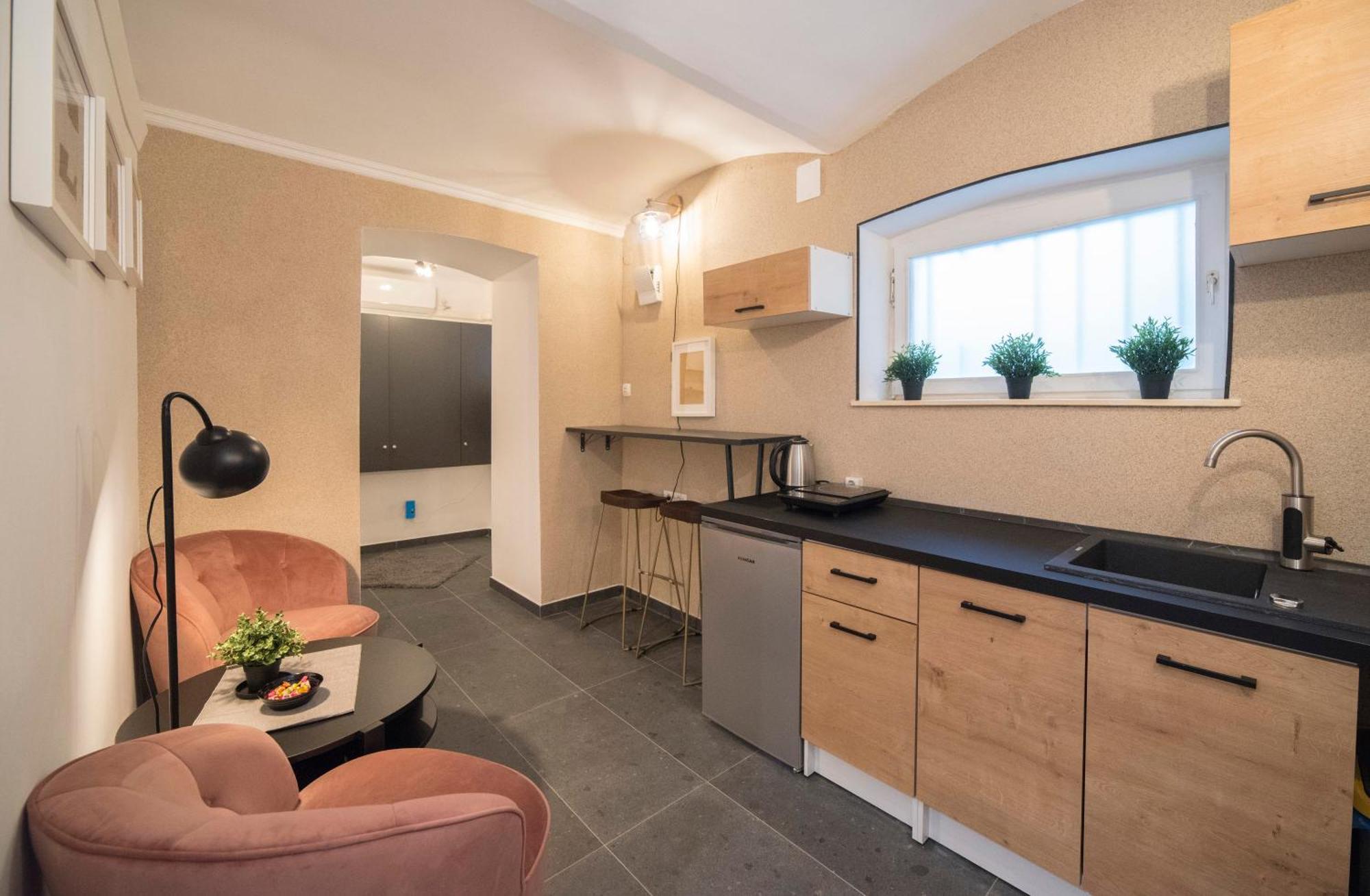Manuela Varsavska Studio Apartments 자그레브 외부 사진