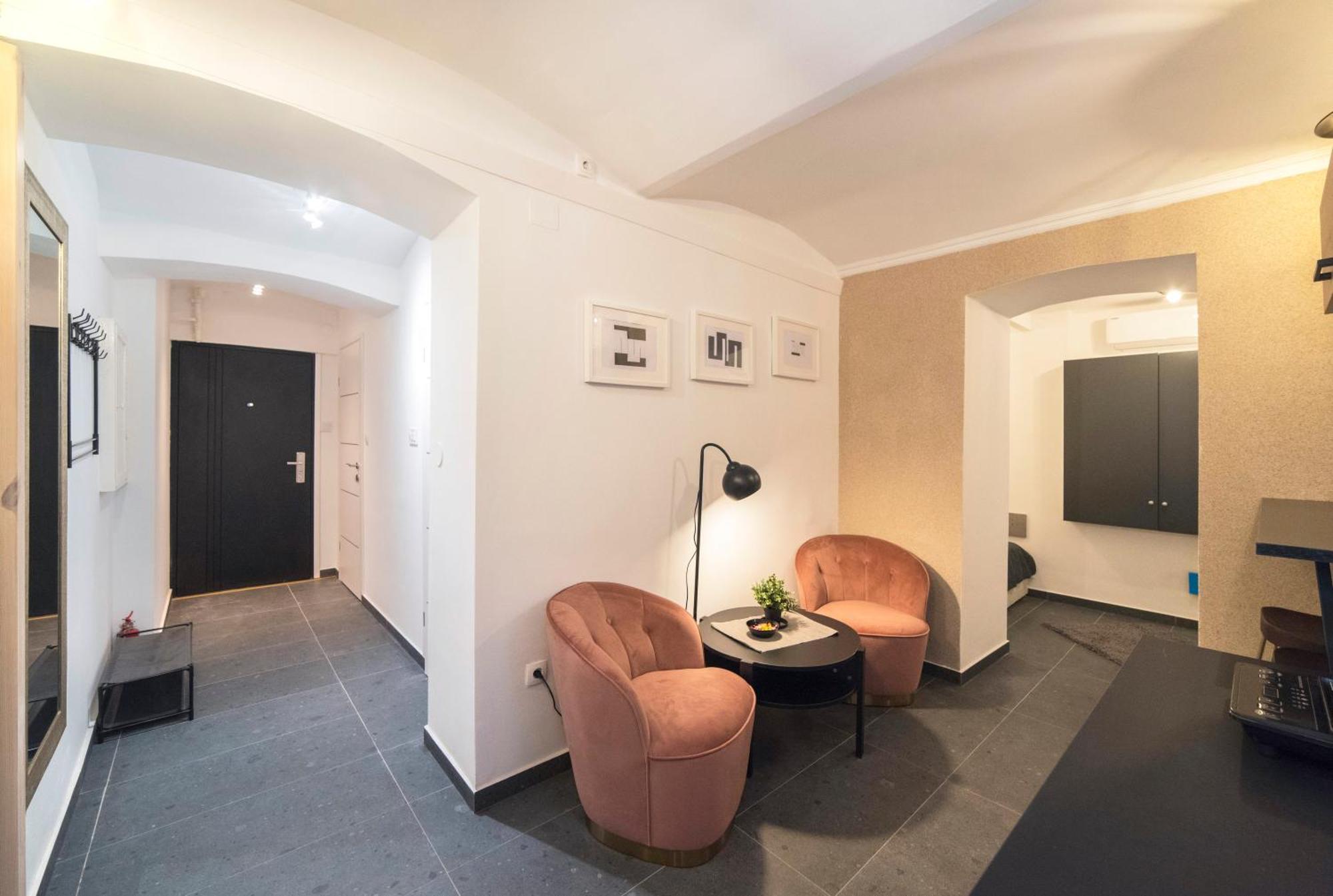 Manuela Varsavska Studio Apartments 자그레브 외부 사진