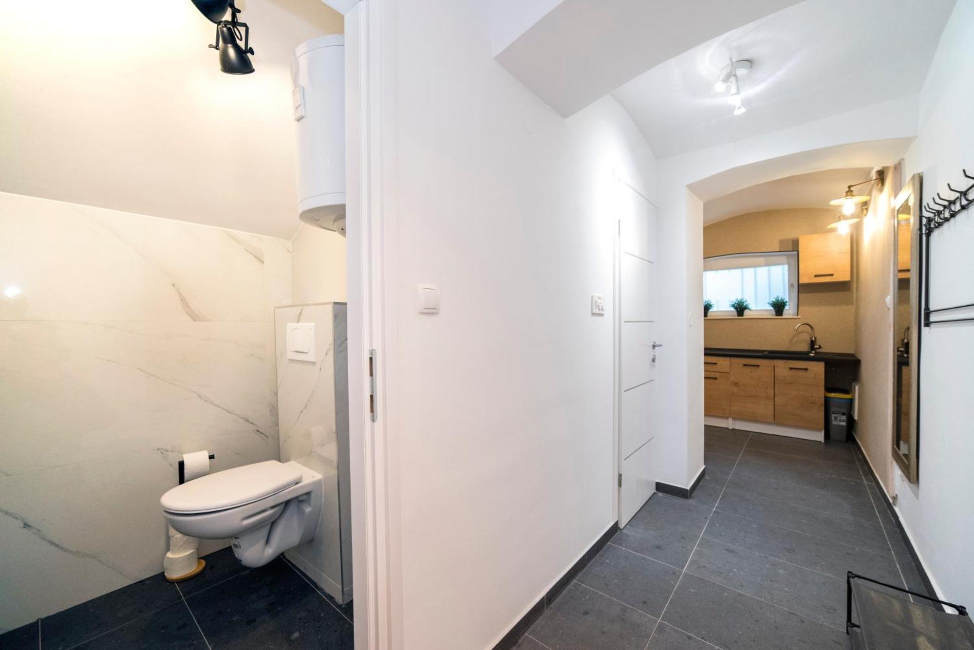 Manuela Varsavska Studio Apartments 자그레브 외부 사진